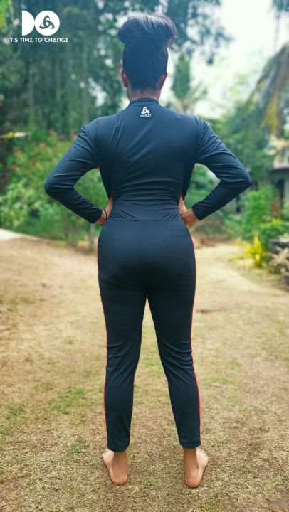 Womens%20Swimming%20Suit%20/%20long%20sleeve%20/%20Slim%20fit/full%20Suit/%20Water%20resistance.%20-%20Image%204