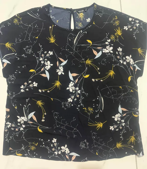 SHEIN%20Chiffon%20Floral%20Blouse%20for%20Women%20Plus%20Size%200XL%20(Chest%20Up%20to%2042%E2%80%9D)%20*Soft%20Lightweight%20Casual%20Summer%20Top%20*Elegant%20Loose%20Fit%20Ladies%20Shirt%20Authentic%20-%20Image%208
