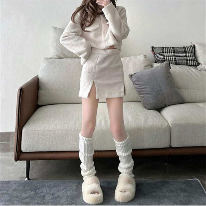 Winter%20Japanese%20College%20Style%20Retro%20Button%20Leg%20Warmer%20Women's%20Knitted%20Sock%20Cover%20white%20Long%20Pile%20Socks%20-%20Image%204