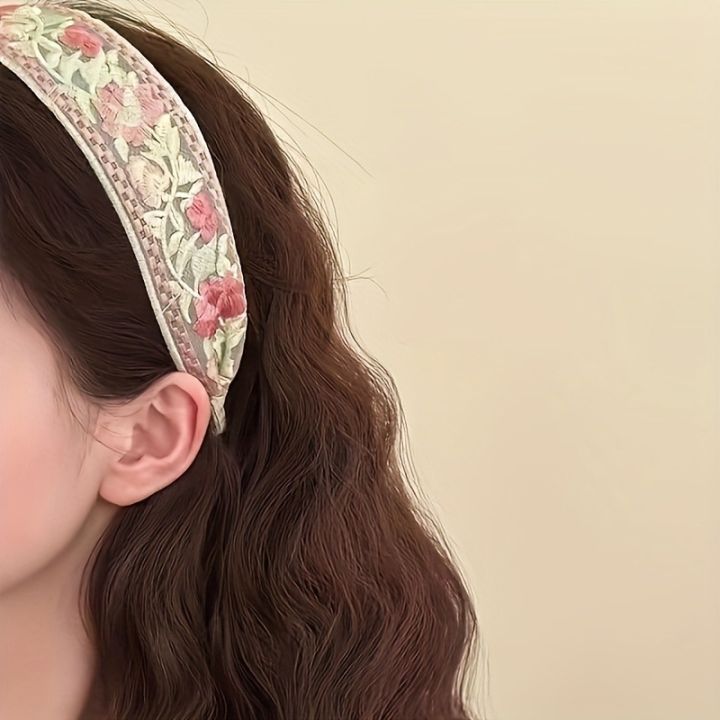 Chinese%20Ethnic%20Style%20Exquisite%20Embroidered%20Wing%20Accessorieide%20Edge%20Headband%20Shattered%20Bangs%20Hair%20Clip%20Sweet%20Elegant%20Style%20Matchs%20-%20Image%202