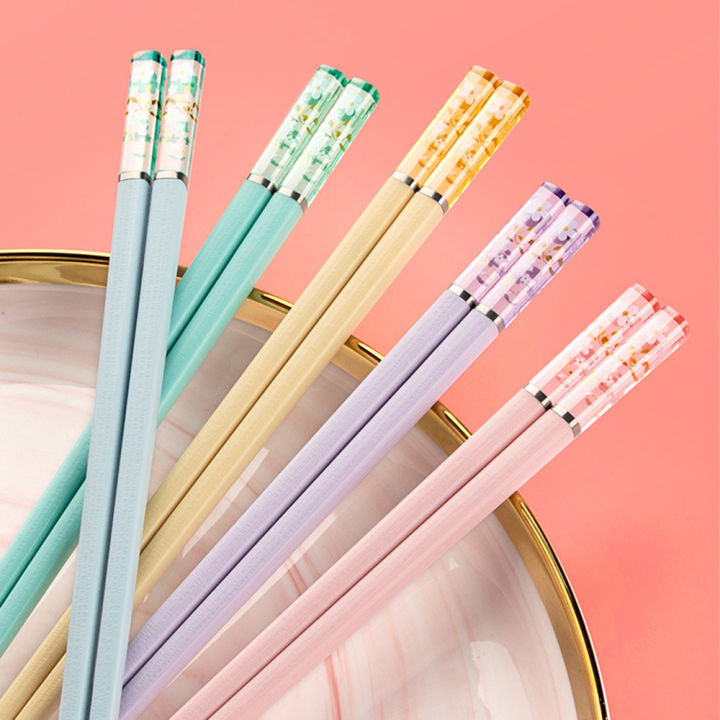 5%20Pair%20Japanese%20Chopsticks%20Non-Slip%20Sushi%20Chop%20Sticks%20Set%20Chinese%20Eco-Friendly%20Reusable%20Amber%20Sakura%20Pattern%20Chopsticks%20Kitchen%20-%20Image%205
