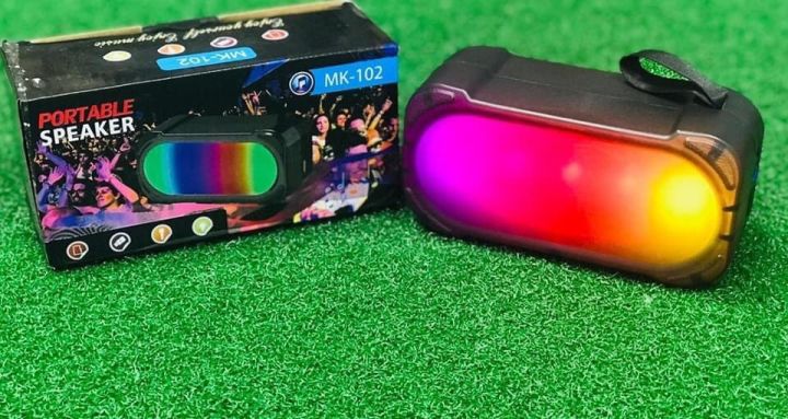Mk%20102%20portable%20bluetooth%20speaker%20-%20Image%203