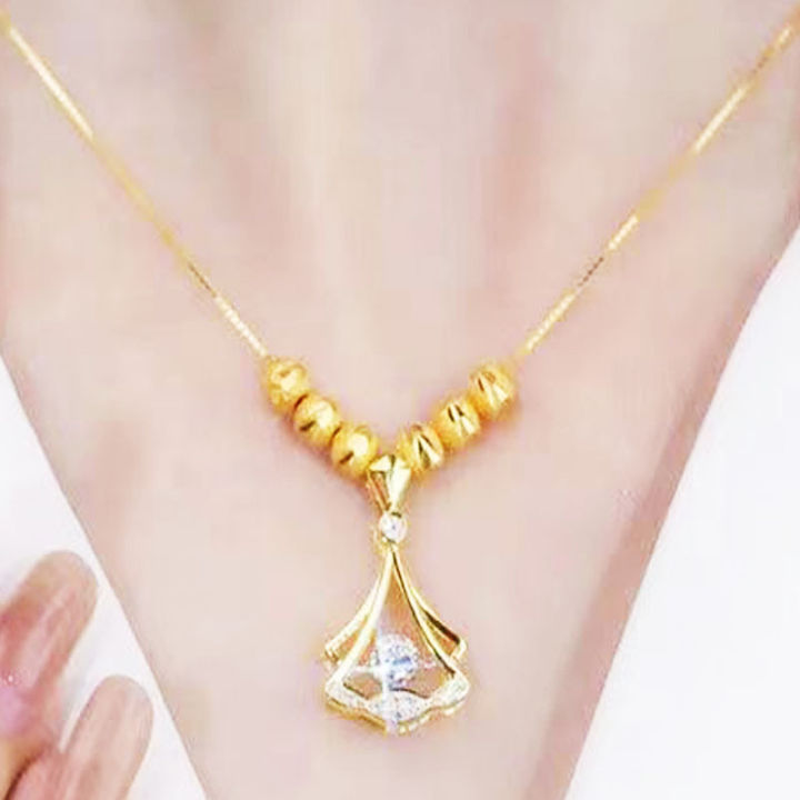 High%20Quality%20Ball%20&%20Ginkgo%20Leaf%20pendant%20Shape%20Comb%20Necklace%20for%20Women%20and%20Girls,%20Gold%20Plated%20Titanium%20Chain%20-%20Image%204
