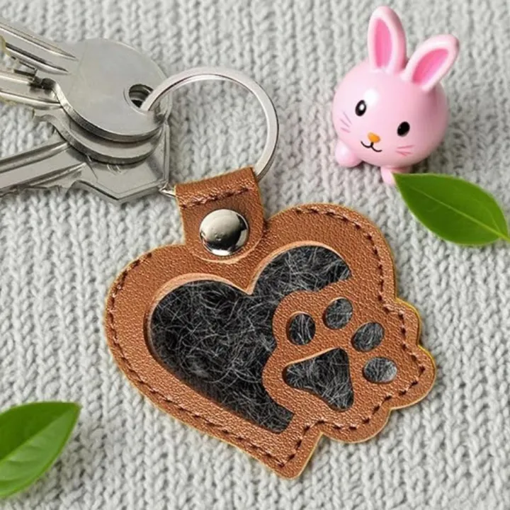 Heart%20Leather%20Pet%20Hair%20Keepsake%20Keychain%20for%20Storing%20Dog%20Cat%20Fur%20Remembrance%20Key%20Ring%20Bag%20Charm%20Cute%20Pet%20Lover%20Gifts%20-%20Image%203