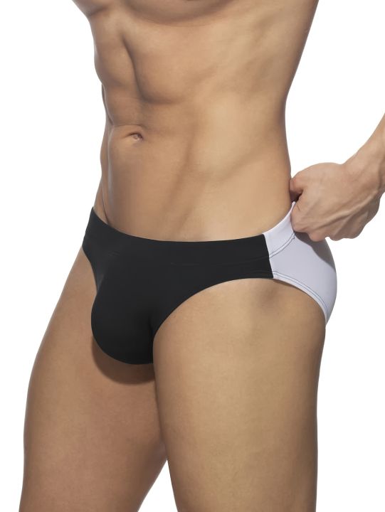 Men's%20pattern%20quick%20drying%20triangle%20underwear,%20men's%20swimsuit,%20summer%20beach%20swimming%20shorts%20-%20Image%205