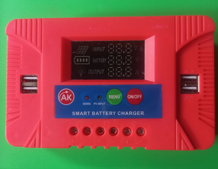 30 Amp Solar Charge Controller with 4 USB, Heat Sink and LED Display