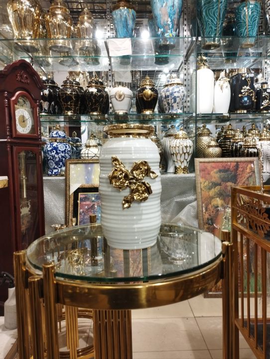 Ceramic%20Vase%208%20inches%20Black%20White%20golden%20flower%20-%20Image%205