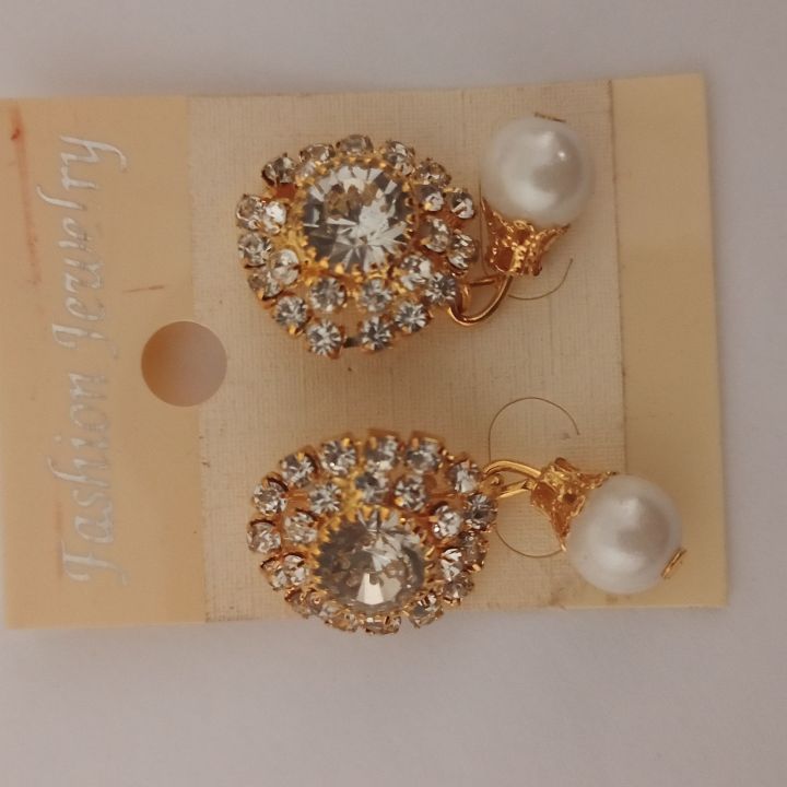 Fashion%20Jewelry%20Earnings%20for%20girls%20and%20%20womens%20-%20Image%204