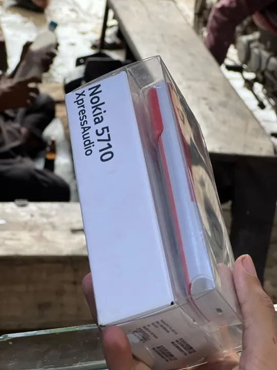 Nokia%205710%20feature%20phone%20double%20sim%20PTA%20approved%20with%20build%20in%20airbuds%20good%20quality%20of%20product%20original%20pic%20attached%20-%20Image%204