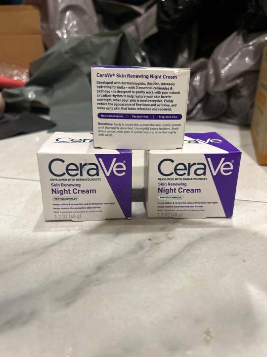 CeraVe%20Skin%20Renewing%20Night%20Cream%20-%20Image%206