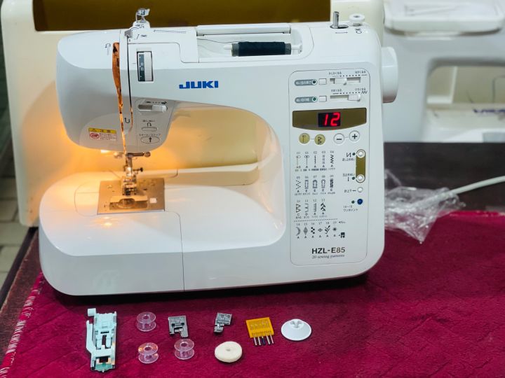 Juki%20HZL%20sewing%20machine%20-%20Image%204