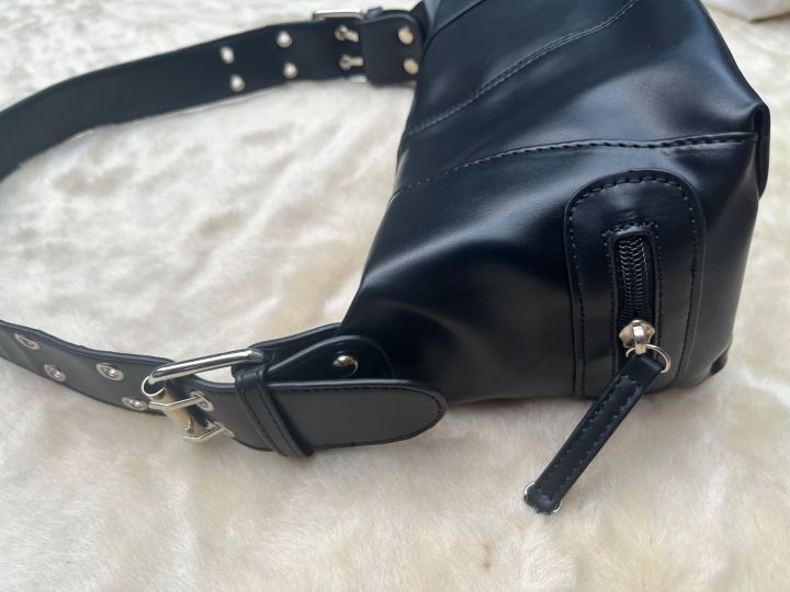 %E1%80%96%E1%80%80%E1%80%BA%E1%80%91%E1%80%AF%E1%80%95%E1%80%BA%E1%80%A1%E1%80%AD%E1%80%90%E1%80%BA%20bag%20-%20Image%204