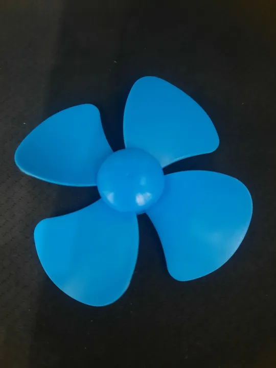 Pack%20of%205%20pair%20of%203v%206v%20motors%20and%20(80mm)%203%20blade%20hard%20plastic%20fan%20propeller%20fan%20wing%20fan%20blade%20fan%20par%20for%203V%205V%206V%209V%2012V%20motors%20-%20Image%206