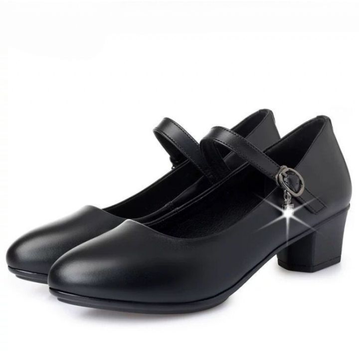 Black%20Pointed%20Toe%20Low%20Heel%20Pumps%20for%20Women%20%E2%80%93%20Slip-On%20Work%20Shoes,%20Comfortable%20Business%20Shoes%20for%20Office,%20Commute%20&%20Casual%20Wear%20-%20Image%206