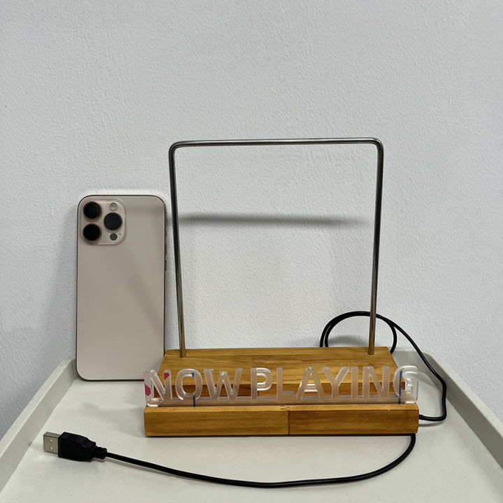 Now%20playing%20Vinyl%20Record%20Holder%20Light%20Up%20Vinyl%20Record%20Display%20Stand%20with%20Fingerprint-Proof%20Acrylic%20Albums,%20Warm%20White%20Light%20-%20Image%204