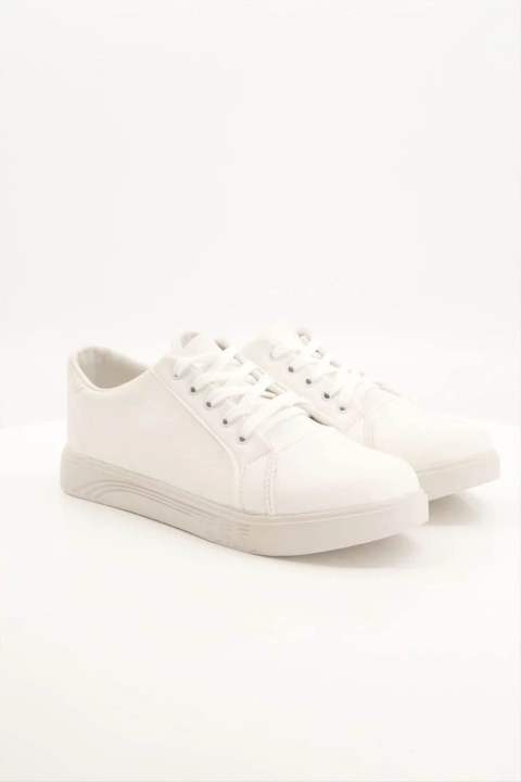 Plain White Sneakers for Women – High-Quality and Versatile