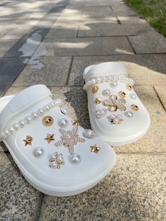 26pcs%20Hole%20Shoes%20Accessories,%20Including%20Detachable%20Star,%20Flower,%20Bear%20Design%20Shoe%20Charms,%20Suitable%20For%20Sandals%20&%20Beach%20Shoes%20&%20H%20-%20Image%204