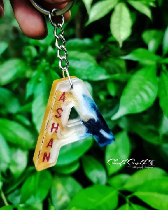 customized%20Alphabet%20keychain,%20with%20your%20name%20on%20it,%20Resin%20art,%20Best%20Gift%20-%20Image%204