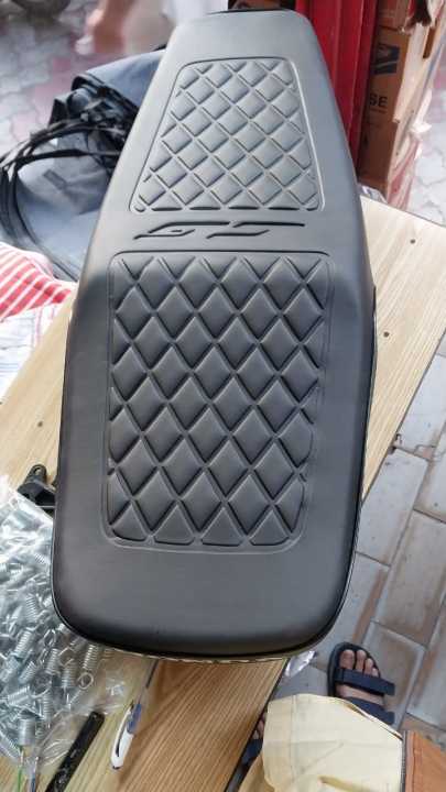 Honda CG- 125 2024 Model Seat Cover in New Design