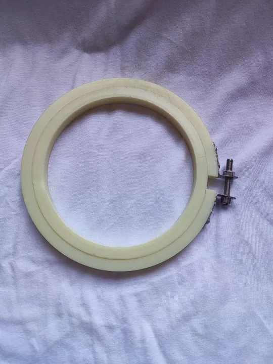 High%20Quality%20Fiberglass%20Embroidery%20Hoop%20Frame%20%E2%80%93%20Durable%20&%20Lightweight%20-%20Image%202