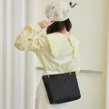 Women's Bag New Fashion Casual Embroidery Chain Shoulder Bag V-Pattern Lingge Handheld Shopping Bag Tote Bag. 