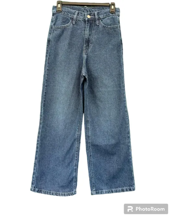 Wide%20Leg%20High%20Waist%20Ladies%20Denim%20Jeans,%20Comfortable%20and%20Stylish%20for%20Casual%20Wear%20-%20Image%202