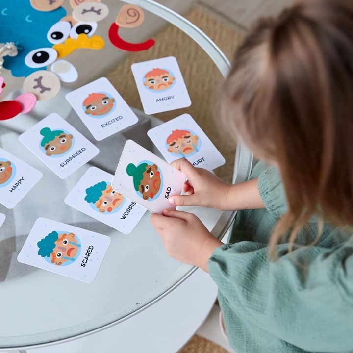 Social%20Emotional%20Learning%20Games%20Montessori%20%20Funny%20Face%20Toys%20to%20Express%20Emotions%20Expression%20Recognition%20Toys%20For%20Toddlers%20-%20Image%204