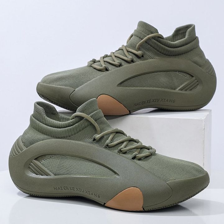 2025%20New%20Men's%20Basketball%20Shoes%20Are%20Wear-resistant,%20Anti-slip,%20Casual%20Sports%20Shoes,%20Lightweight%20and%20Breathable%20Mesh%20Shoes%20-%20Image%204