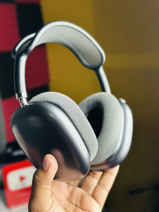 Hoco%20W65%20plus%20anc%20Wireless%20Headphones:%20Bluetooth%205.4,%2045-Hour%20Battery%20Life,%20Over-Ear%20Comfort%20-%20Image%203