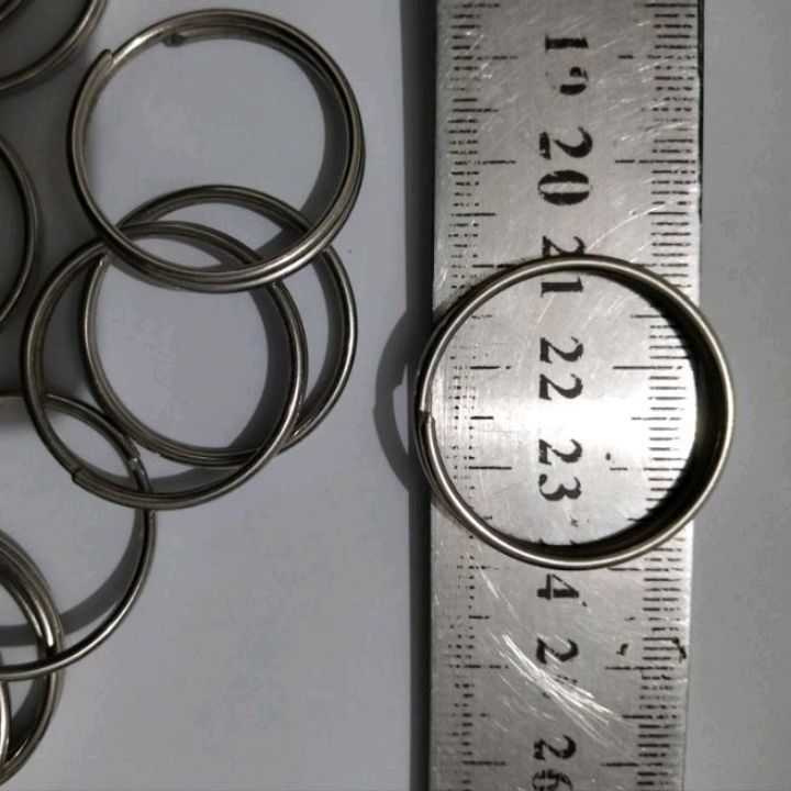 50%20pcs%20Stainless%20Steel%20Metal%20Keyring%20Keychain%20%E2%80%93%20Anti-Rust%20Key%20Holder,%20Pendant%20Key%20Rings%20-%20Image%206