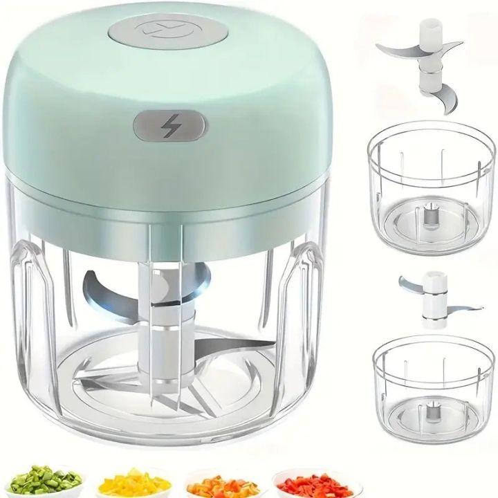 Electric%20Garlic%20Chopper,%20Mini%20Portable%20Veggie%20Chopper,%20250ML%20Garlic%20Grinder%20Masher%20Onion%20Chopper,%20Blender%20to%20Vegetable,%20Wireless%20-%20Image%202
