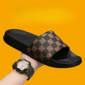 Summer Checkerboard Checkered Color-blocking Fashionable and Durable Soft-soled One-step Comfortable Men's Flip-flops.