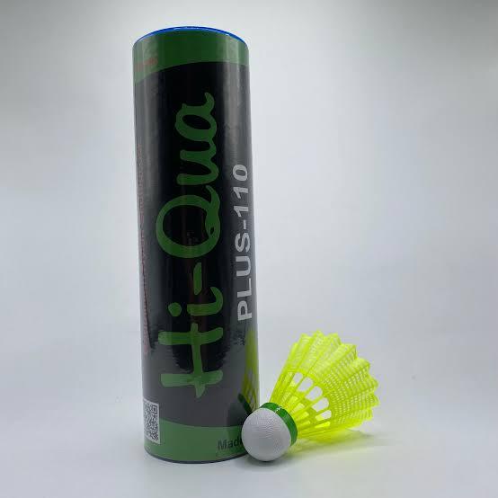 Pack of 6 Hi qua 110 Badminton shuttle Yellow and white , Shuttle for beginners and Intermediate for outdoor,indoor Badminton sports
