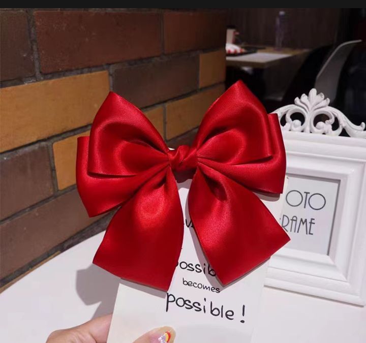 Handmade%20Big%20Bou%20Hair%20Clip,%20Silk%20Material,%20Large%20Size%20for%20Elegant%20Updos%20and%20Special%20Occasions%20-%20Image%204
