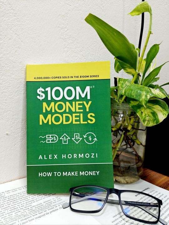 $100M%20Money%20Models:%20How%20To%20Make%20Money%20by%20Alex%20Hormozi%20%7C%20Paperback%20-%20Image%202