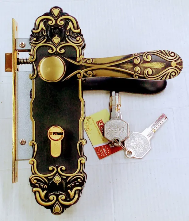 Golden%20Black%20Door%20Handle%20Lock%20-%20Image%203