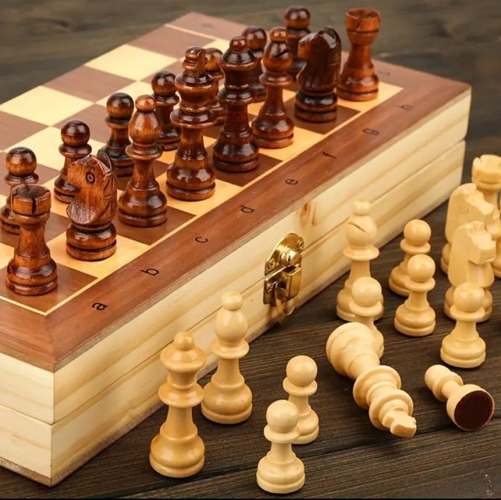 Premium Elegance: Foldable Wooden Chess Set with 32 Handcrafted Pieces. Available in Size Small, Medium and Large.