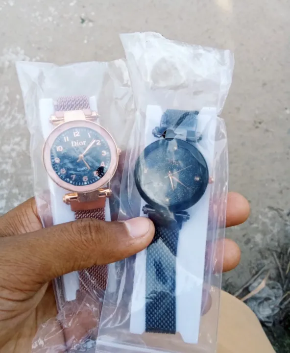 Magnet%20Chain%20Watch%20Analog%20Watch%20For%20Girls%20&%20Women%20-%20Image%202