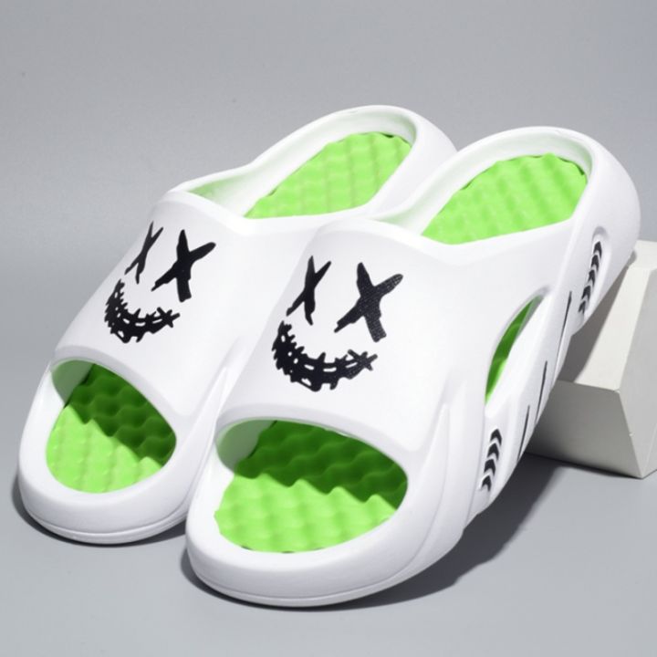 2025%20new%20men's%20massage%20slippers%20indoor%20and%20outdoor%20sandals%20beach%20casual%20shoes%20comfortable%20soles%20men's%20slippers%20large%20-%20Image%202