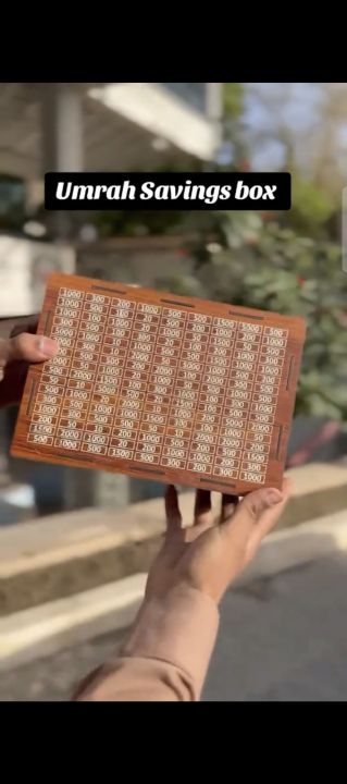 Wooden%20Umrah%20Saving%20Box%20With%20Lock%20-%20Money%20Saving%20Box%20For%20Hajj%20&%20Umrah%20-%20Gift%20for%20Muslims%20-%20Image%204