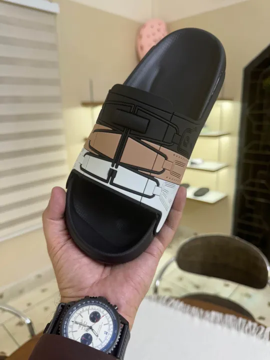 Men%20Slippers%20Trendy%20Straight%20Line%20Slippers%20Indoor%20Home%20AIR%20Bathroom%20Slides%20Outdoor%20Sports%20Beach%20Slippers%20Soft%20Sole%20Clogs%20-%20Image%202