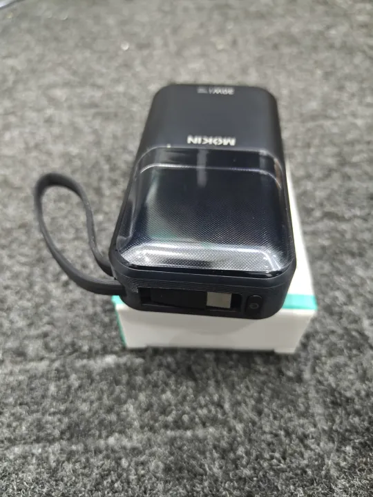 MOKiN%2010000mAh%2030W%20Fast%20Charging%20Power%20Bank%20%7C%20Built-in%20USB-C%20&%20Lightning%20Cables%20%7C%20PD%2030W%20USB-C%20%7C%20QC%2022.5W%20USB-A%20%7C%20Digital%20Display%20%7C%20Compact%20Portable%20Power%20Bank%20-%20Image%203