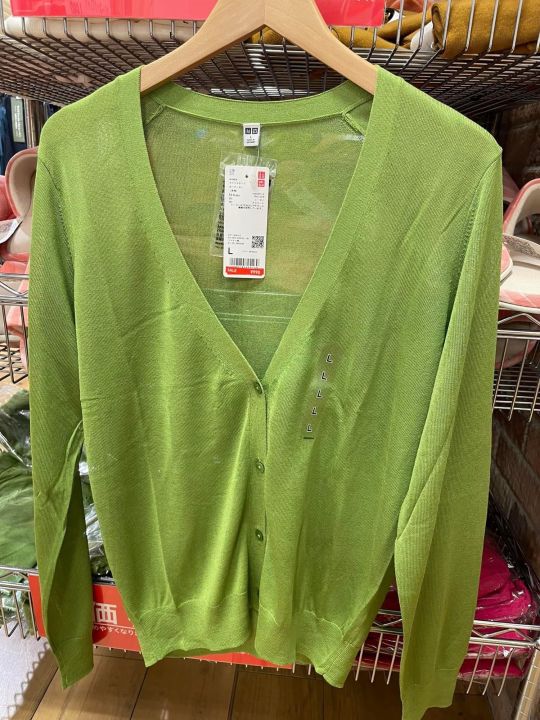UNIQLO%20(Japan)%20*Light%20UV%20cardigan%20*Front%20Button%20*100%25%20Authentic%20only%20*Suitable%20for%20Myanmar%20-%20Image%204