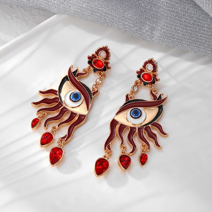 A%20Fashionable%20and%20Creative%20Red%20Devil's%20Eye%20Red%20Earrings%20-%20Image%205