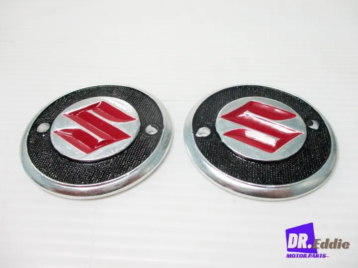 # Logo on the side of the tank fit for Suzuki 125 // fuel tank circle “red” emblem LH & RH (5 cm.)
