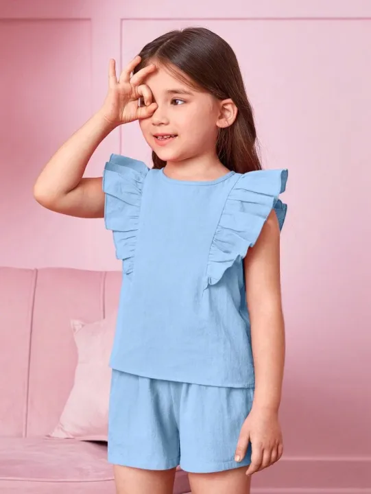 Girl's%20Casual%20Solid%20Color%20Flying%20Sleeve%20Top%20And%20Shorts%20Set%20-%20Image%202