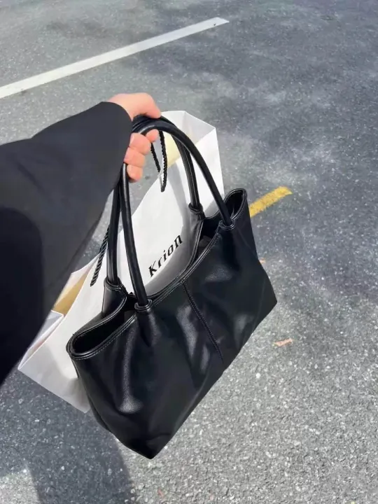 Leather%20Lara%20Bag%20-%20Image%207