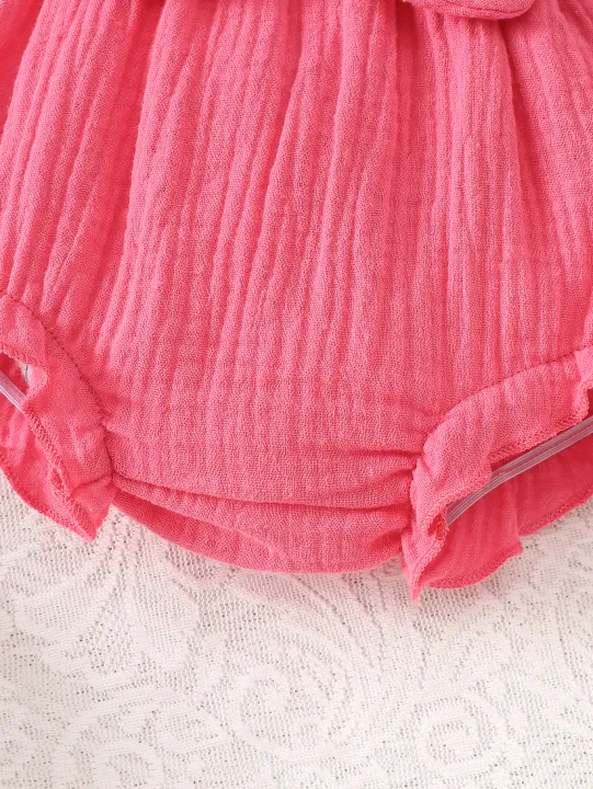 Baby%20Girl%20Bow-Knot%20Suspender%20Top%20with%20Ruffles%20+%20Bow-Knot%20Shorts%20Set,%20Cute%20and%20Breathable%20Two-Piece%20Summer%20Set%20-%20Image%206