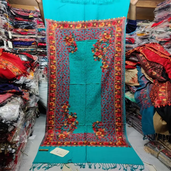 Kashmiri%20Poshmina%20Shawl%20for%20Women%20Winter%20-%20Image%204