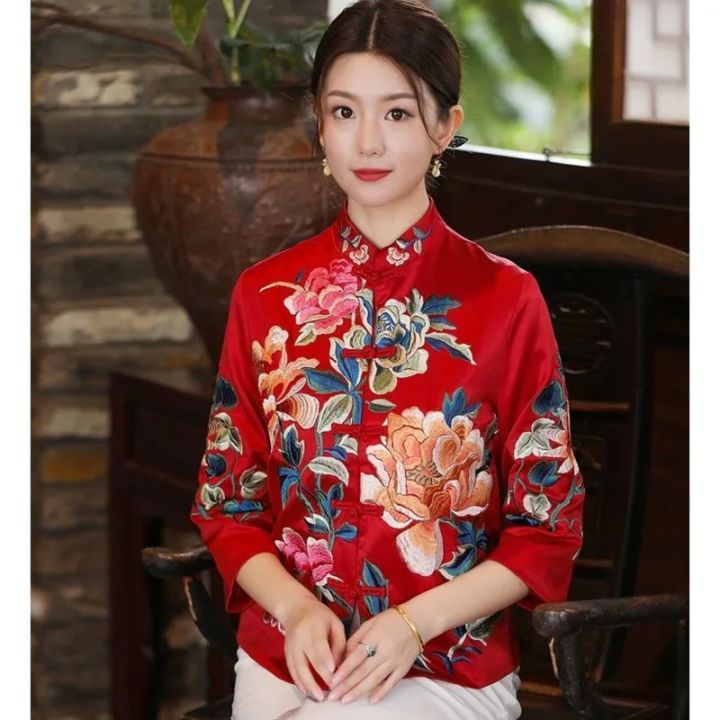Embroidered%20Blouse%20Ethnic%20Style%20Retro%20Embroidery%20Chinese%20Blouse%20Women%20New%20Style%20Jacket%20Loose%20Cotton%20Coat%20Women's%20Autumn%20Hanfu%20-%20Image%203